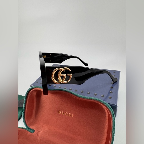 New Gucci Sunglasses NWT - Picture 3 of 6